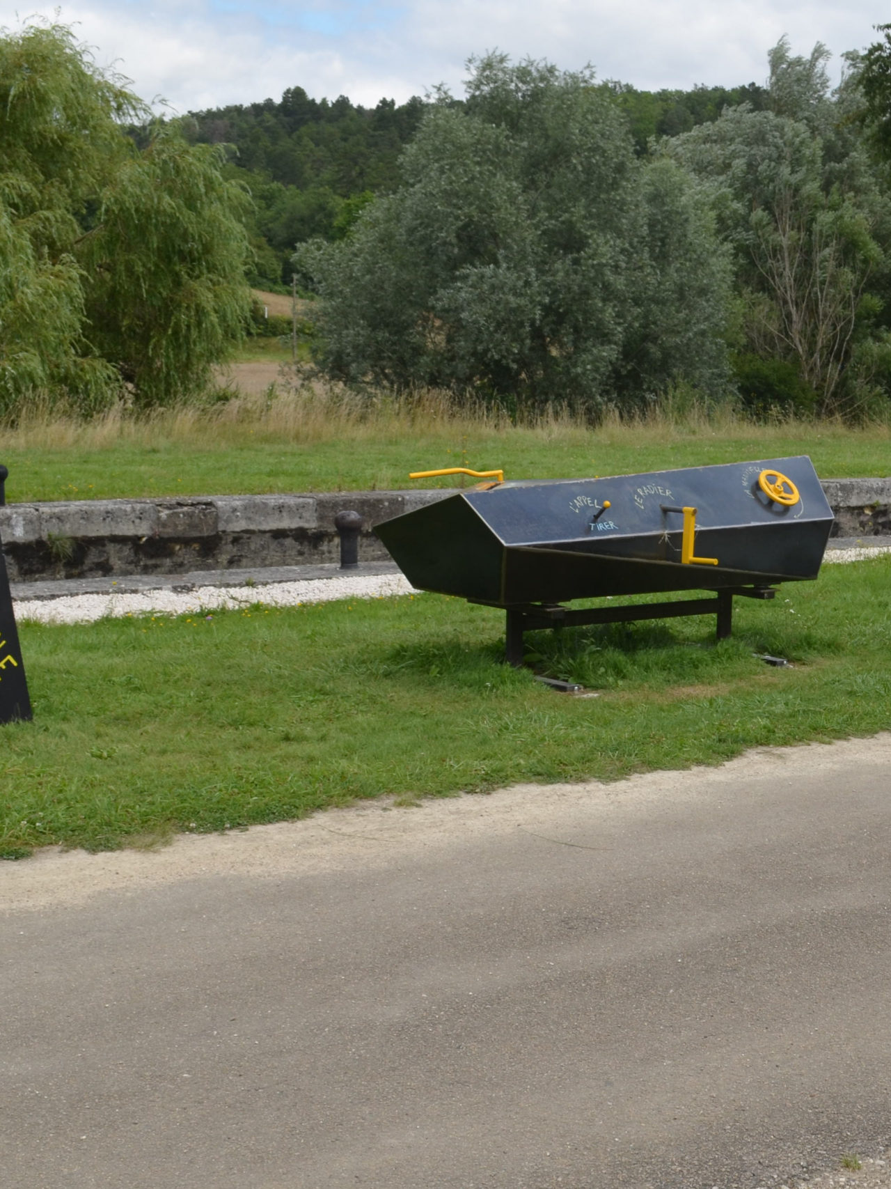 faire-chanter-le-canal-ici-et-l-une-po-tique-du-canal-de-bourgogne